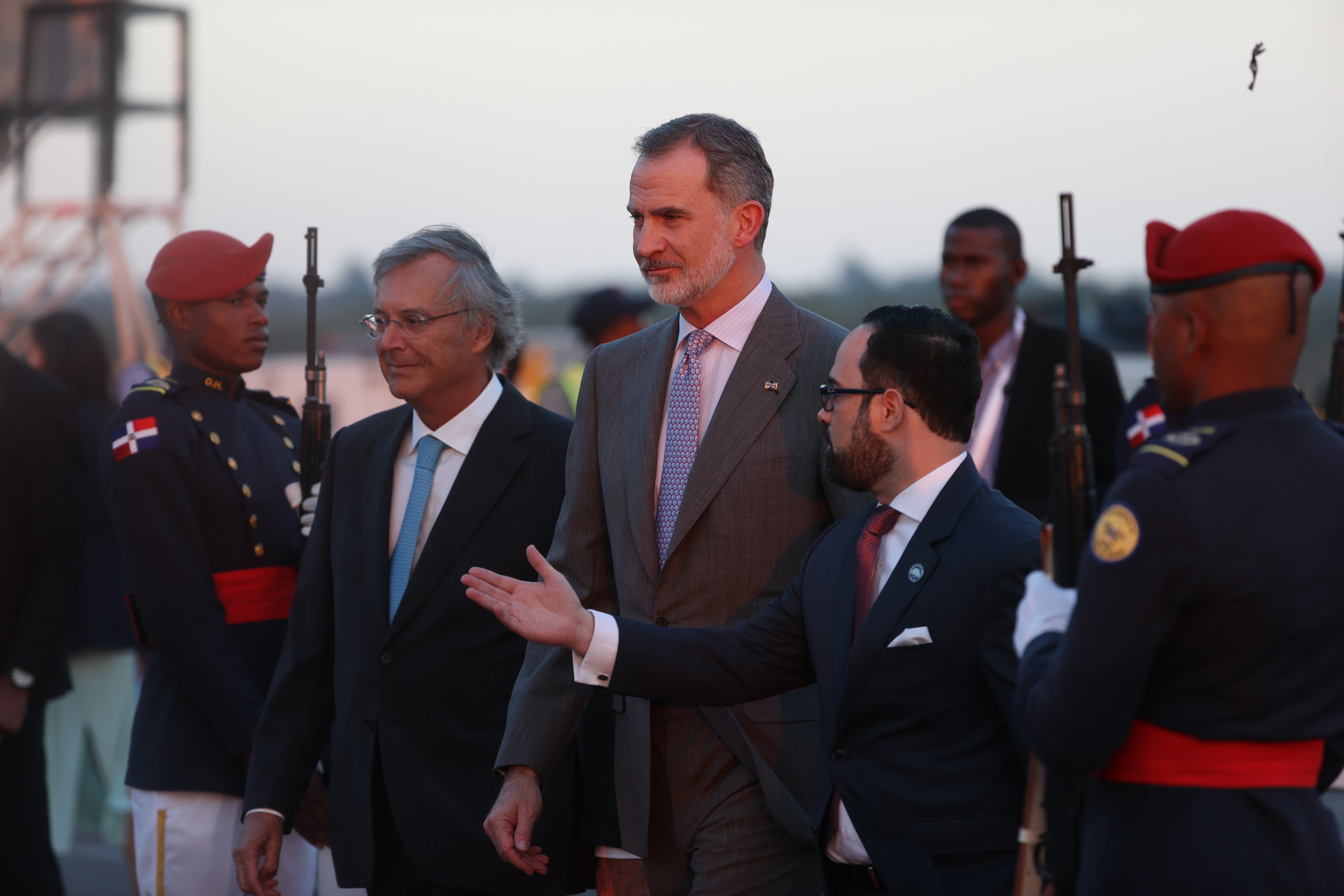 El rey de España llega a Santo Domingo para la Cumbre Iberoamericana