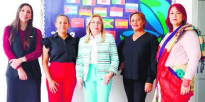 Saint Thomas School realiza su feria cultural familiar