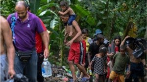 «Se te parte el alma cuando le preguntas a un niño cómo le fue en el Darién y te responde que vio muchos muertos»