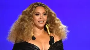 Del papa Francisco a Beyoncé: Twitter elimina la insignia azul de miles de cuentas