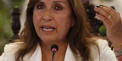 Boluarte cambia el ministro de Justicia de Perú