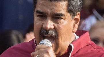 El chavismo celebra la controvertida reelección de Maduro tras un mes de los comicios