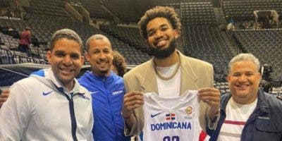 Fedombal logra primer gran contacto con Karl Anthony Towns