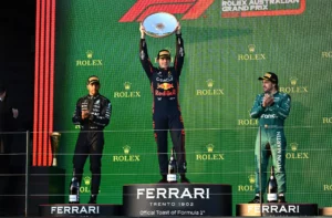 Verstappen se impone Gran Premio Australia