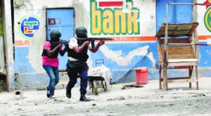 Tres miembros de la unidad antipandillas de la Policía haitiana mueren en una emboscada