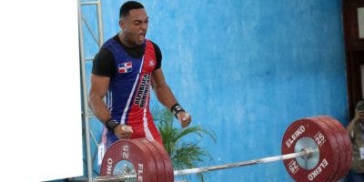 Ray Reyes logra plata y bronce en clasificatorio pesas