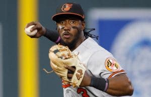 Orioles recogen frutos de Mateo que otros no pudieron