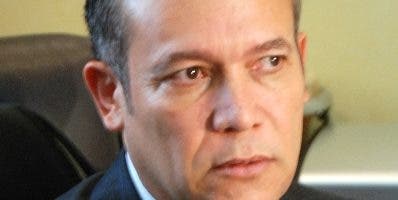 Rafael Núñez pondrá a circular libro “Nueva retórica”