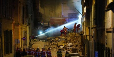 Hallan sexta víctima mortal en derrumbe de edificio en Marsella