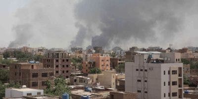 Suben a 97 los civiles muertos en los choques entre Ejército y FAR en Sudán