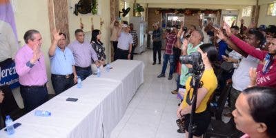 Exmiembros del PRM en Nagua se juramentan en el proyecto presidencial de Abel Martínez