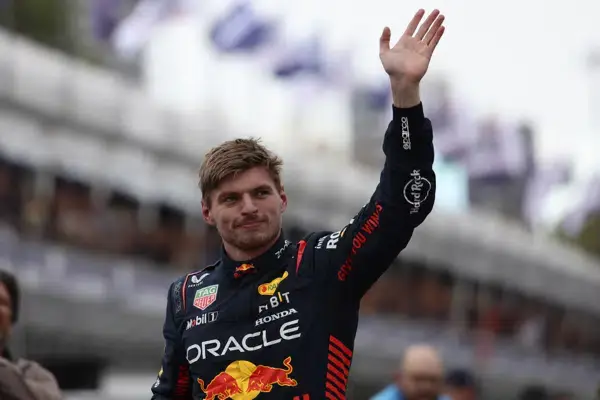 Verstappen logra la pole position en el Gran Premio de Australia de F1
