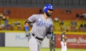 Licey envían a Nomar Mazara a las Estrellas por Domingo Leyba y George Valera