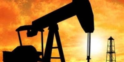 El petróleo de Texas cierra con una subida del 1,14 %, hasta 76,89 dólares el barril