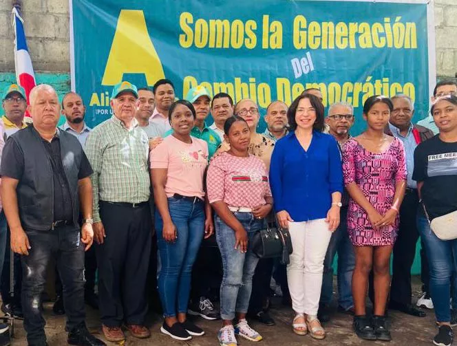 Alianza País Santiago: El silencio de Leonel Fernández es más que sospechoso