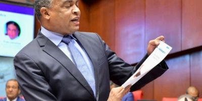 Senador Yván Lorenzo solicita interpelación del director del SNS por muertes de recién nacidos