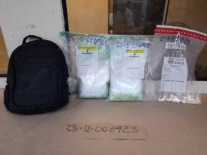 Arrestan italiano en aeropuerto de La Romana con tres kilos de cocaína