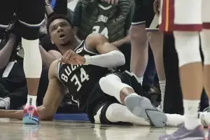 NBA: Lesiones de Giannis Antetokounmpo y Ja Morant empañan el comienzo de postemporada