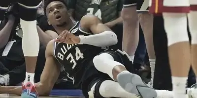 NBA: Lesiones de Giannis Antetokounmpo y Ja Morant empañan el comienzo de postemporada