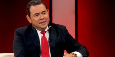 Jimmy Morales califica de “triste y lamentable” decisión de Guatemala de exigir visado a dominicanos