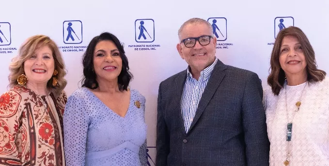 Mirka Morales, Alexandra Ventura, Wilfred Mallén y Altagracia Mariñez.