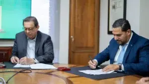 ASODAGRIM y UNPHU suscriben convenio de cooperación académica