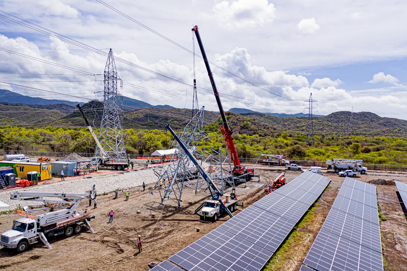 ETED interconectó dos centrales de energía solar en distintas zonas del país