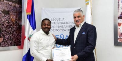 Dirigente estudiantil Danilo Barceló presentará candidatura a regidor de Boca Chica en próximas elecciones
