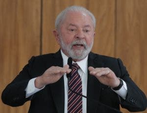 Lula vuelve a condenar el embargo a Cuba y advierte del riesgo de un “golpe” en Guatemala