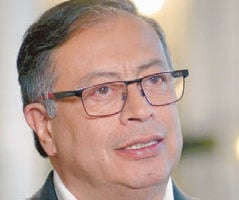 Petro descarta haya golpe en Colombia