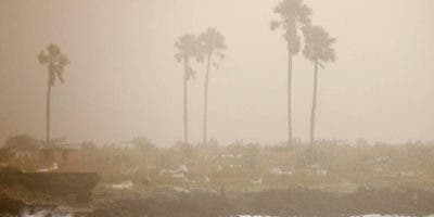 Calor, pocas lluvias y polvo del Sahara este domingo, informa Meteorología