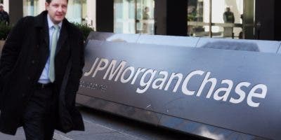 Gigante JPMorgan compra activos  First Republic Bank