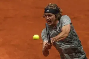 Zverev se topa con Alcaraz en  octavos de final Madrid Open