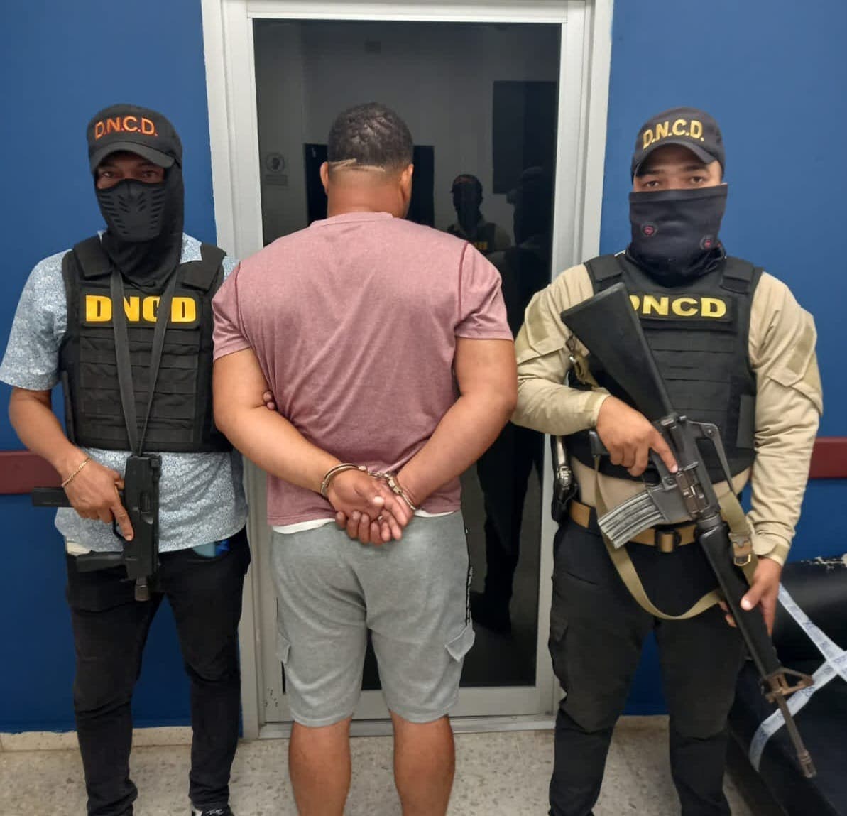 DNCD arrestan a otro de los implicados a decomiso de 243 paquetes de cocaína en Río San Juan