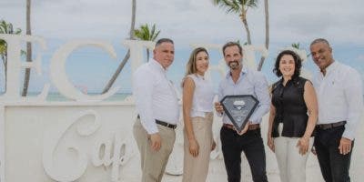 Secrets Cap Cana gana los cinco diamantes de AAA