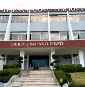 Constitucional revoca sentencia contra AFP