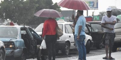 Vaguada seguirá provocando aguaceros; continúan las alertas