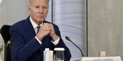 Biden manda callar a un periodista en una reunión con Albanese en los márgenes del G7