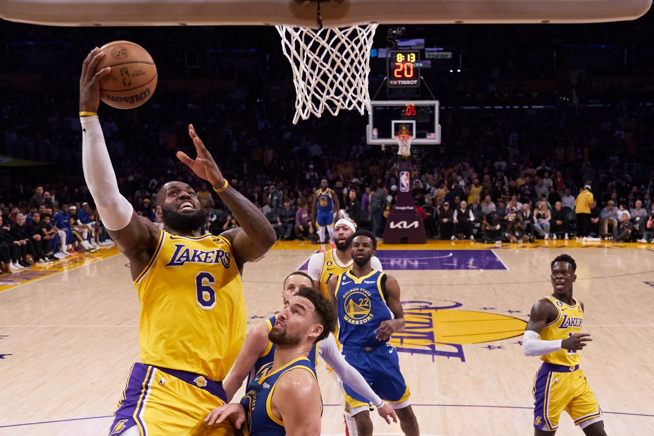 Los Lakers destronan a los Warriors y jugarán la final del Oeste ante los Nuggets