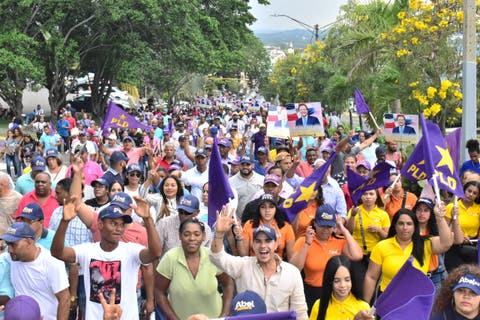 PLD realiza manifestación en Santiago para denunciar precariedad de trabajadores