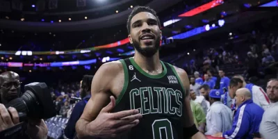 Celtics toman el Juego 3, arruinan la coronación de MVP de Embiid