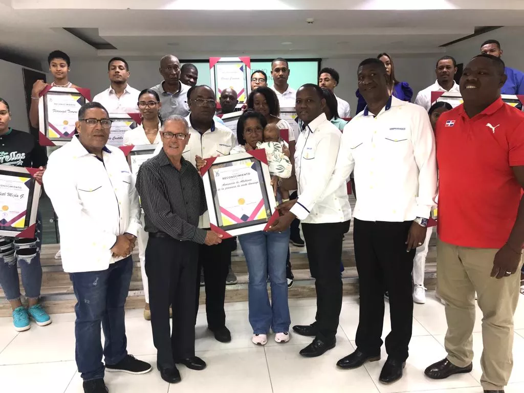 Atletismo, la Asociación del Año en premiación de la provincia de Santo Domingo