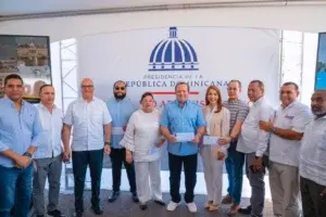 José Paliza entrega RD$11 millones para obras y actividades deportivas en Puerto Plata