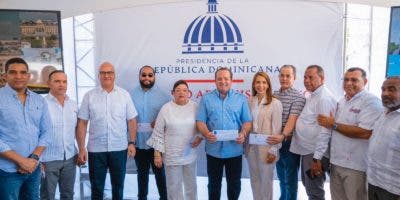 José Paliza entrega RD$11 millones para obras y actividades deportivas en Puerto Plata