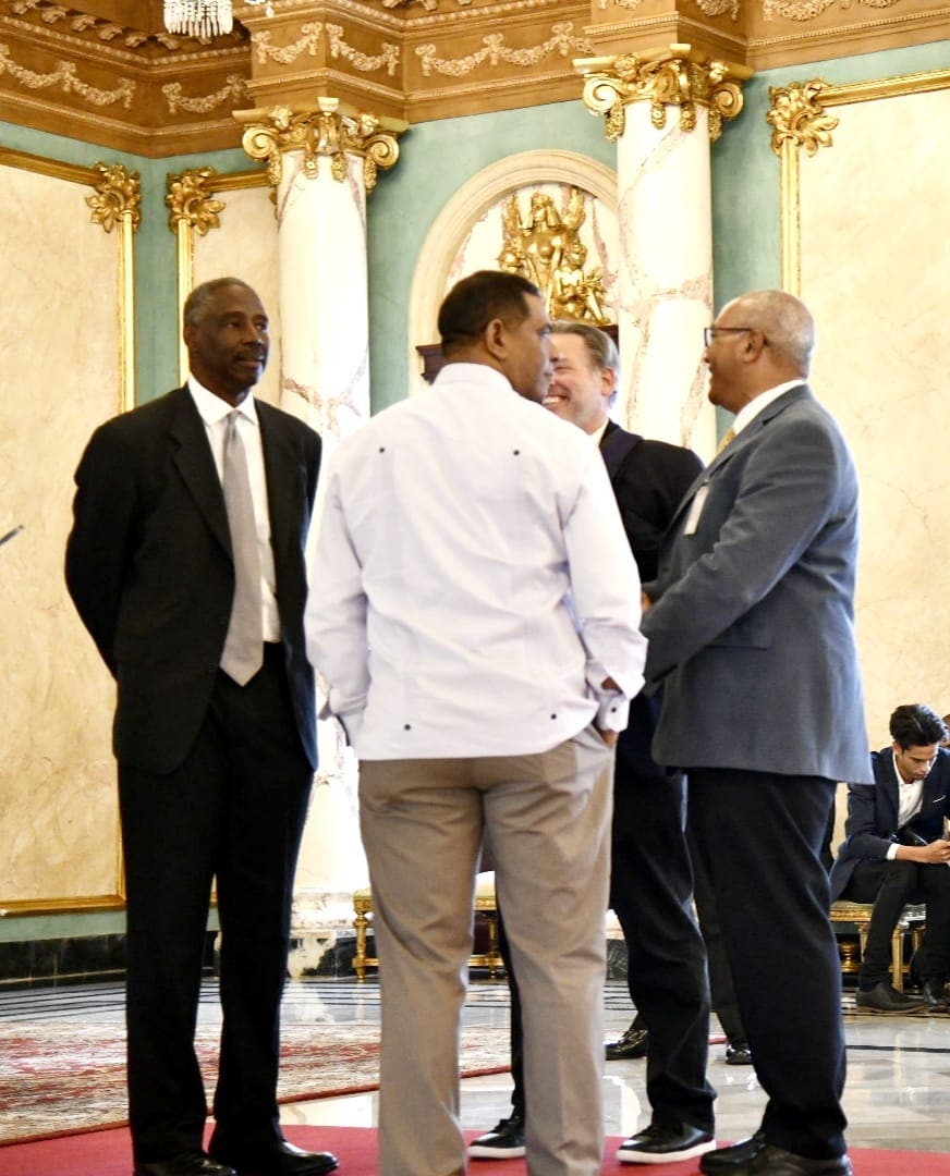 Abinader recibe en el Palacio Nacional al nuevo encargado de Negocios de la Embajada de EEUU