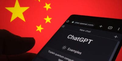 Policía china investiga uso de IA para generar noticias falsas con ánimo de lucro