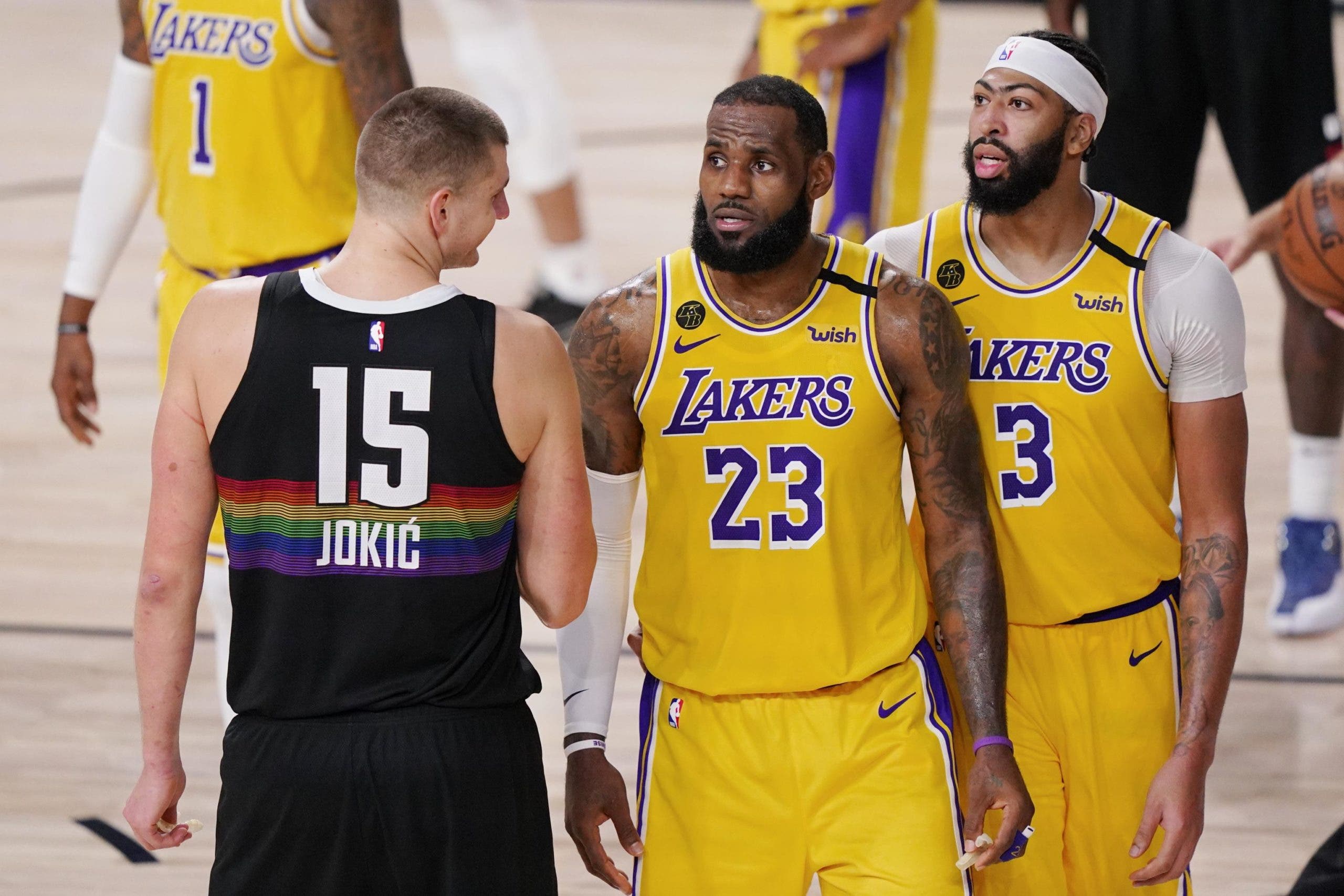Lakers buscan impulso después de quedarse atrás de Denver en las finales de conferencia