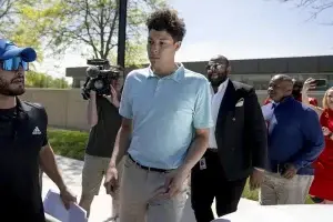 El hermano de Patrick Mahomes, Jackson, acusado de agresión sexual