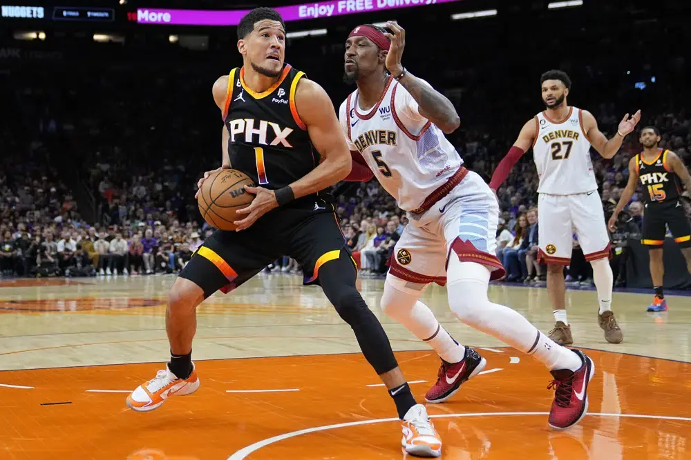 Booker, Durant se combinan para 86 cuando los Suns cortan el liderazgo de la serie de los Nuggets