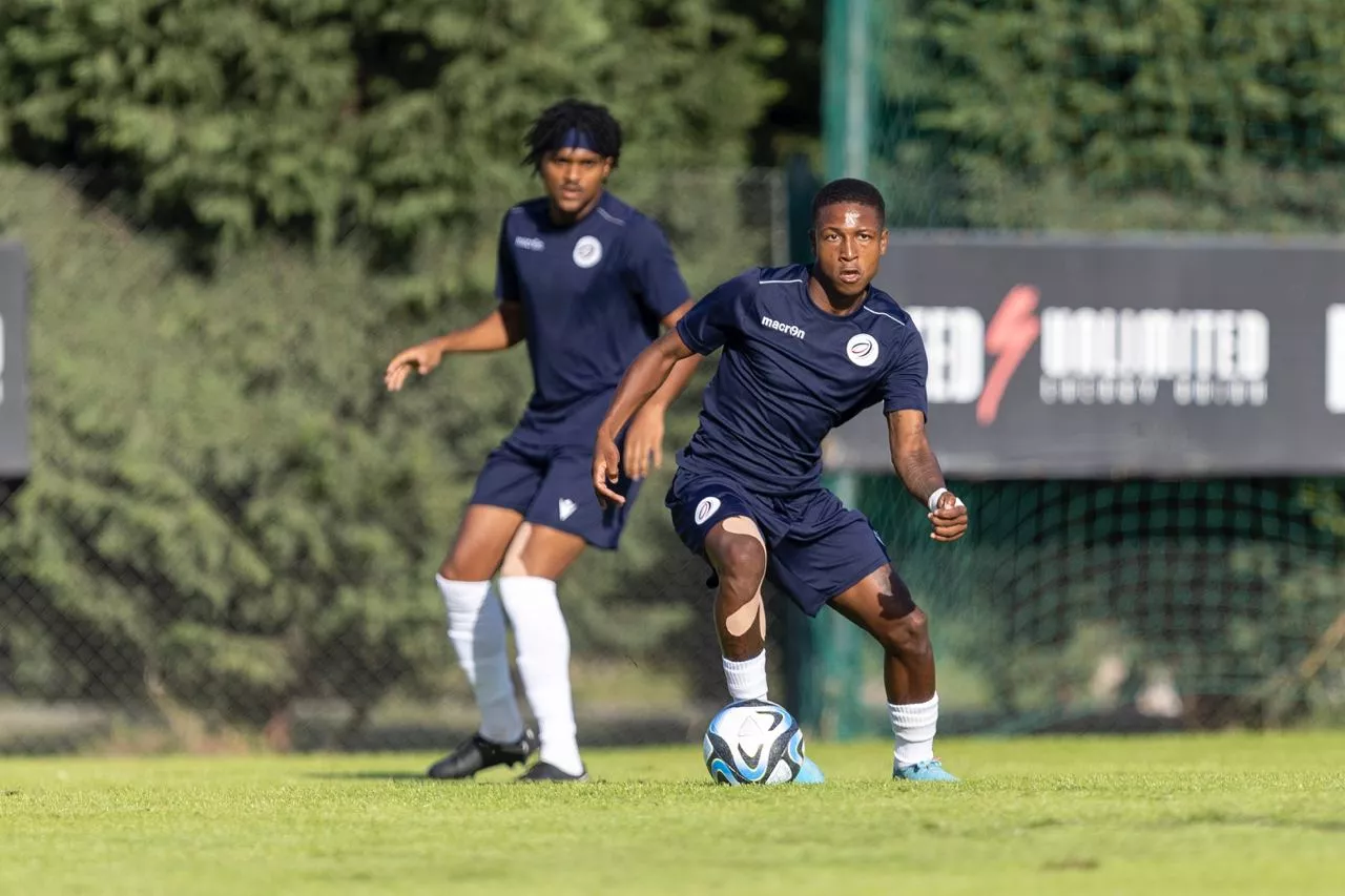 Selección de fútbol prosiguió la puesta a punto con duelo ante Ecuador